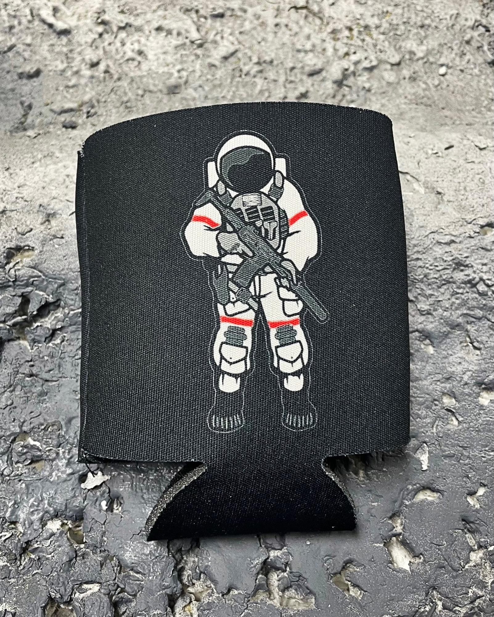 REKON KOOZIE BLK | 10135974